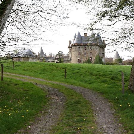 Hotel De La Gare Dol-de-Bretagne Eksteriør billede