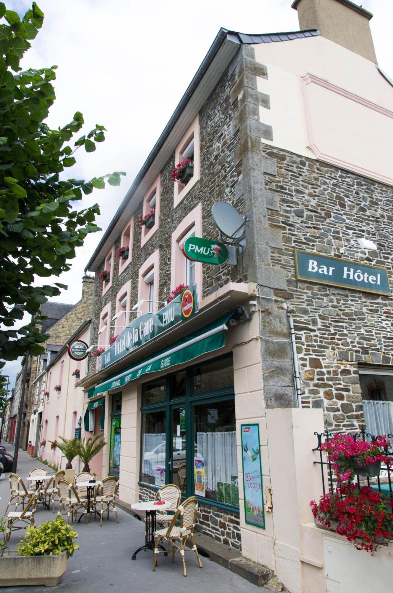 Hotel De La Gare Dol-de-Bretagne Eksteriør billede